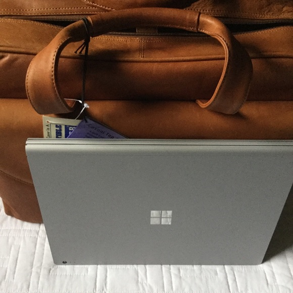 Leather Computer/Business Case - Picture 3 of 10